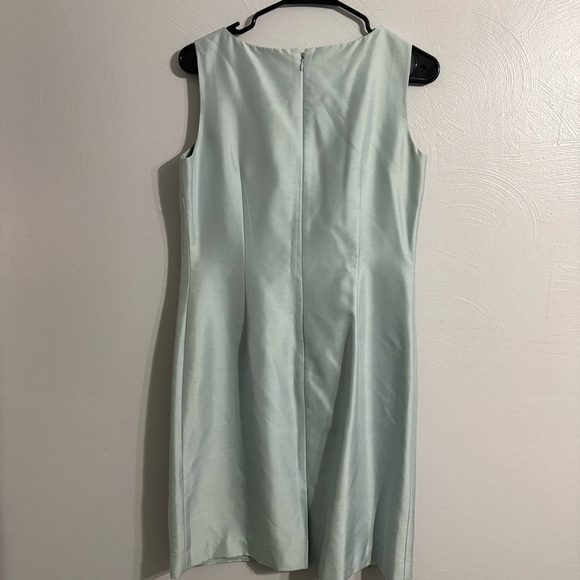 Vintage Talbots Petites Light Blue Embroidered 100% Silk Dress | Flowers Size 8 - Picture 3 of 4